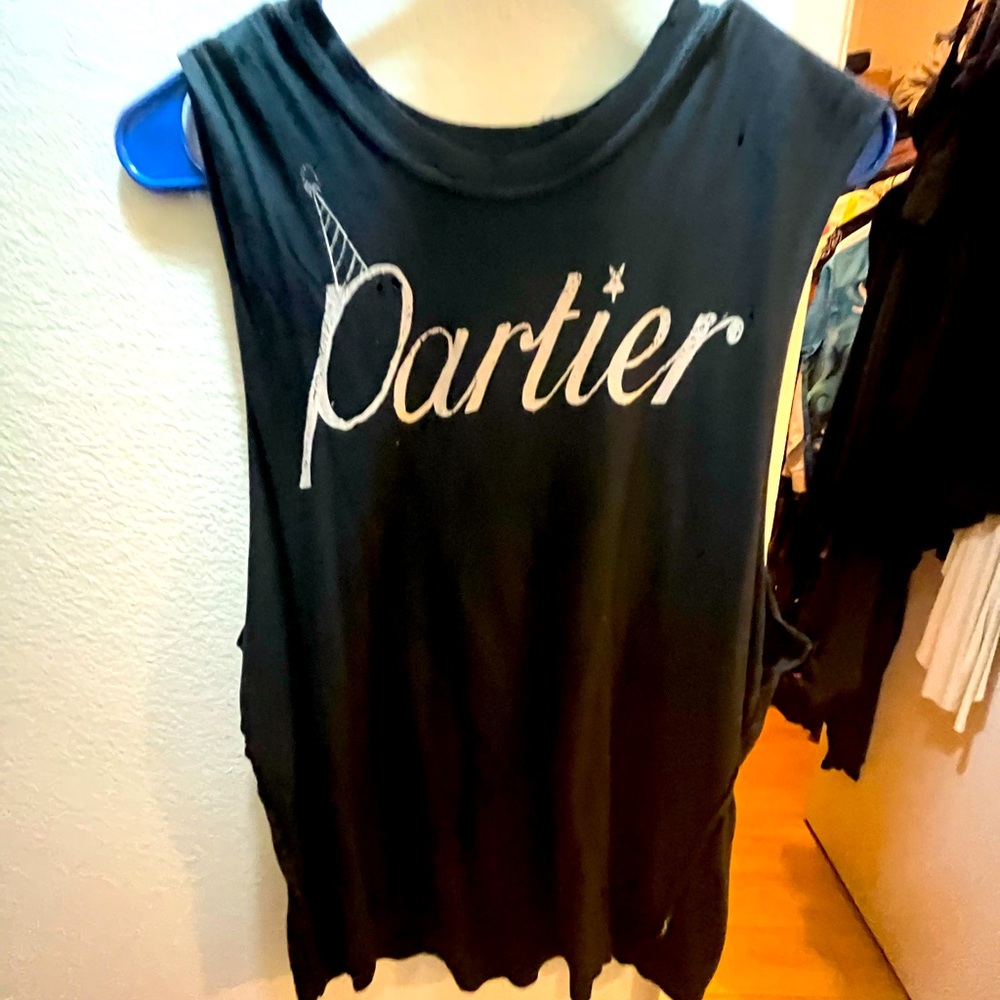 UNIF Partier Tank - Picture 1 of 4